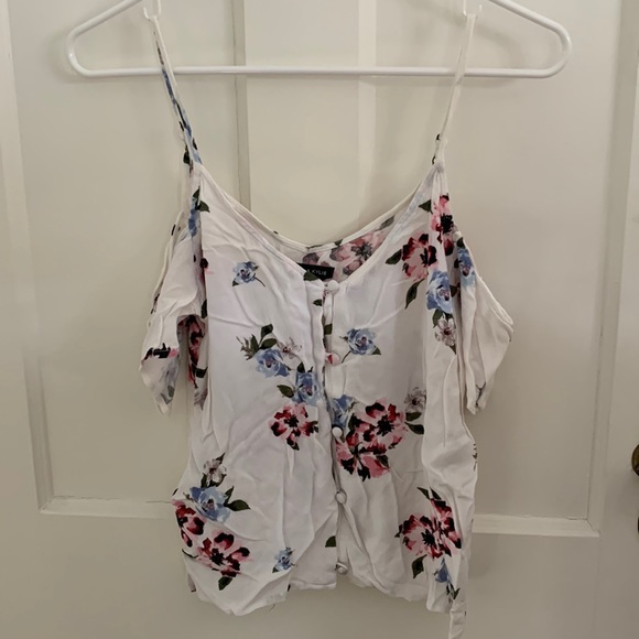 Kendall and Kylie Off the Shoulder Top - Picture 2 of 4